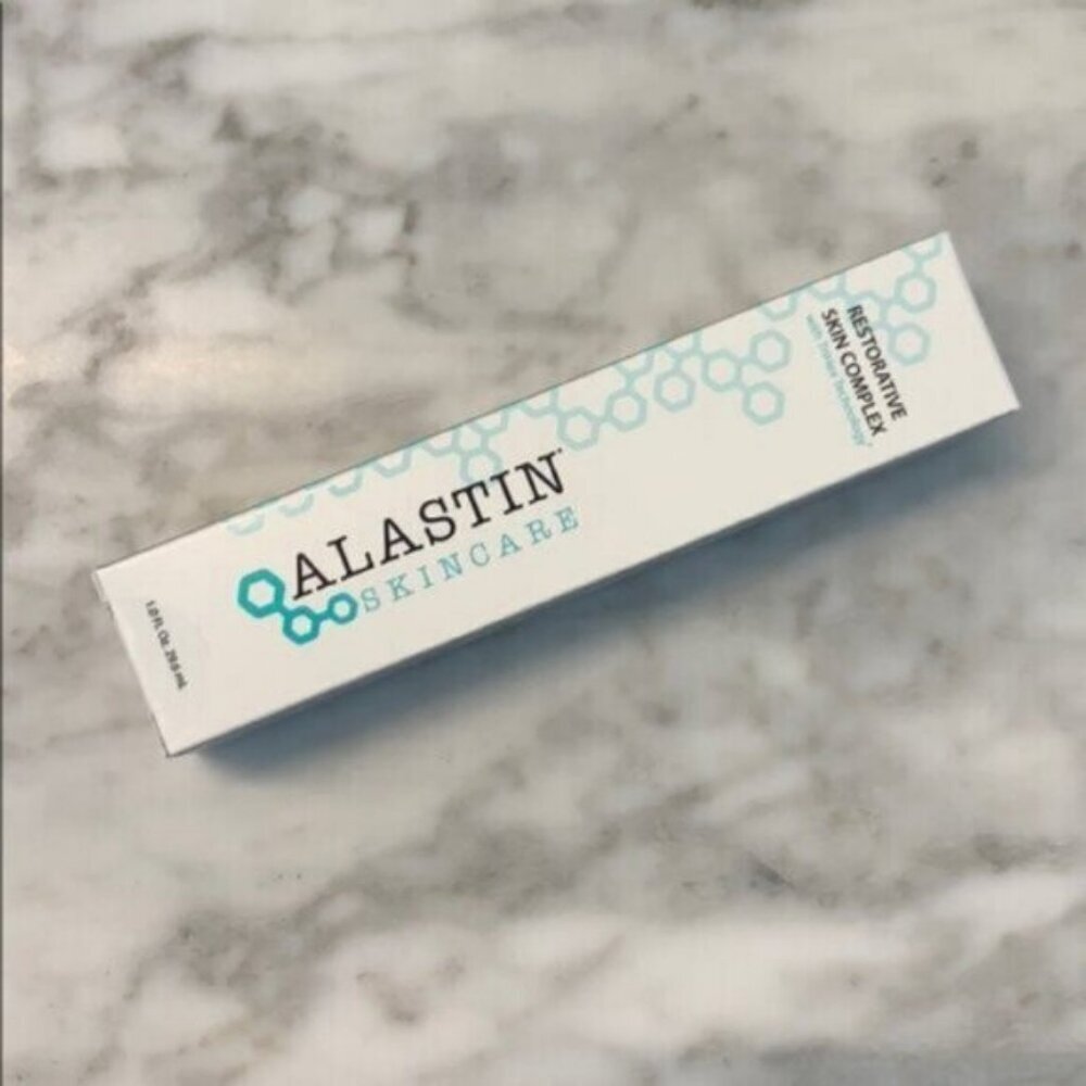 Alastin Skincare Restorative Skin Complex - White/Teal